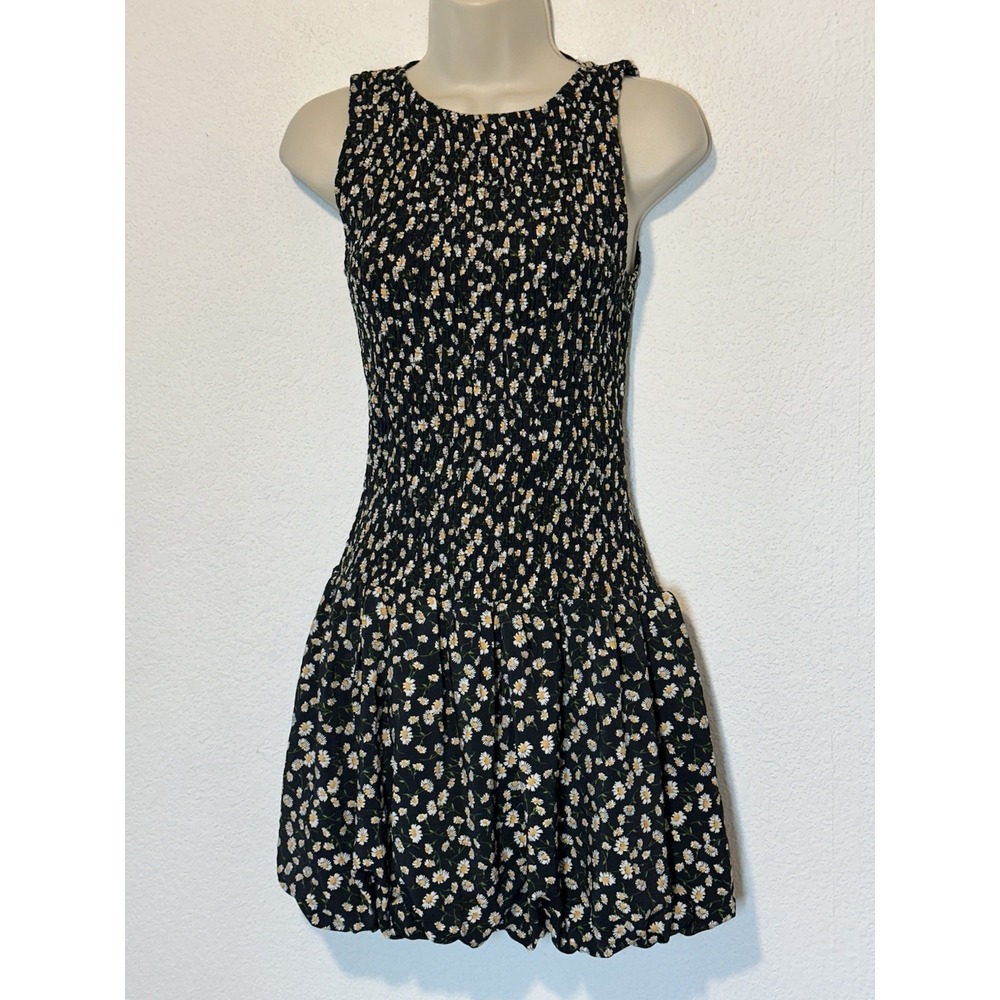 Anthropologie Maeve Black Daisy Print Mini Dress Smocked Bubble‎ Hem XS Coquette